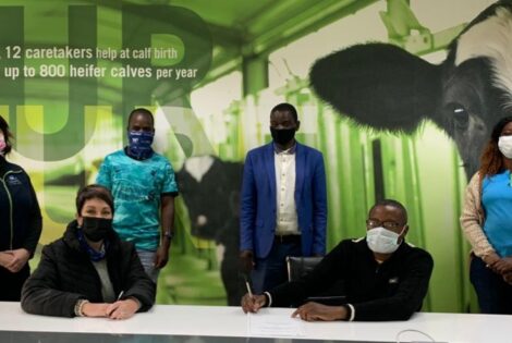 Namibia Dairies and NAFAU sign recognition agreement